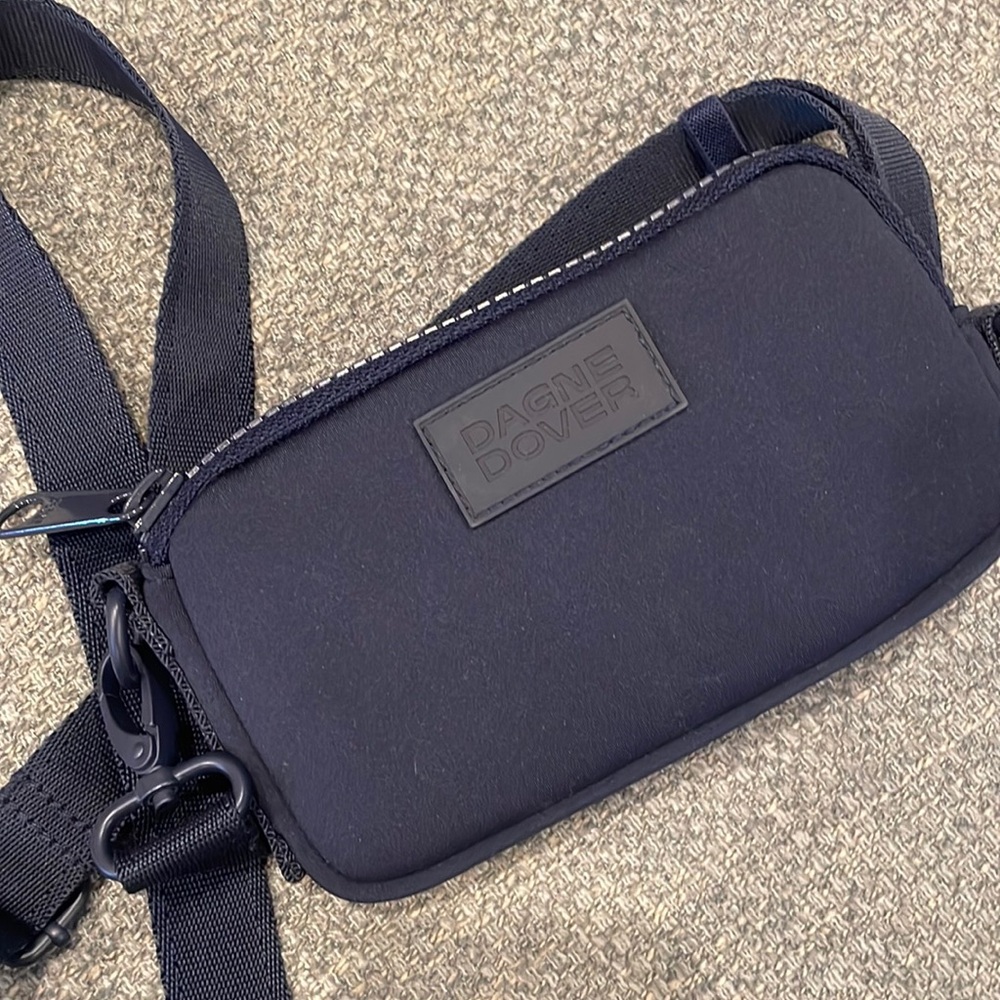 NWT • Dagne Dover • Mara Phone Sling